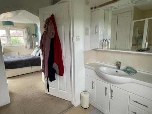 En suite.jpg