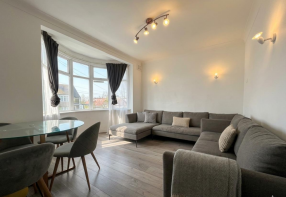 12a, Westview Close, London NW10 1RH