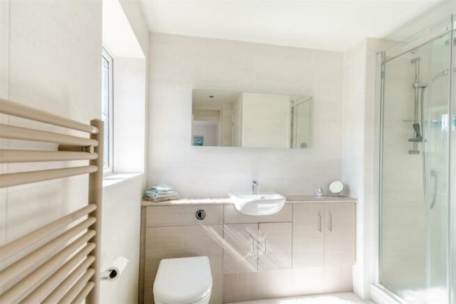 8547986-interior16.jpg