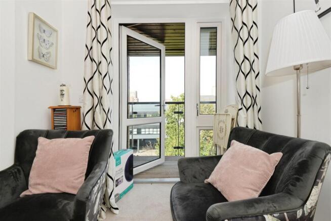 3-6 Bridge Avenue, Maidenhead photo 4