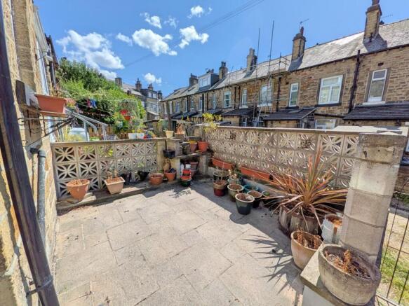 4 bed Terraced for sale Image 10