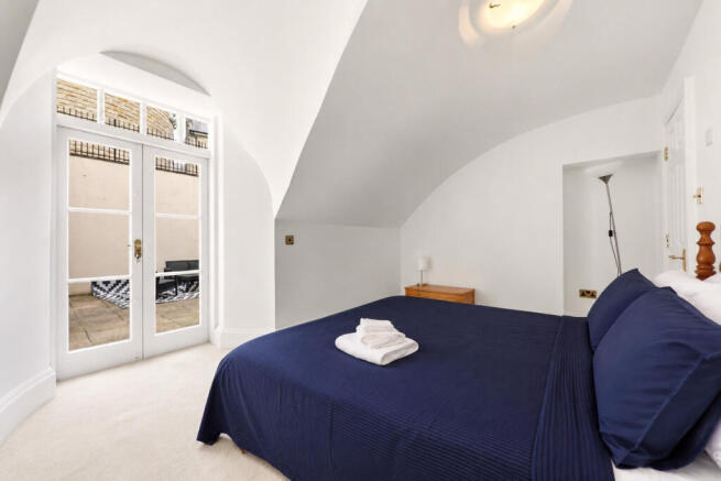 2 bed Maisonette for sale Image 7