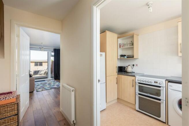 Weighbridge Close 24 Hallway.jpg