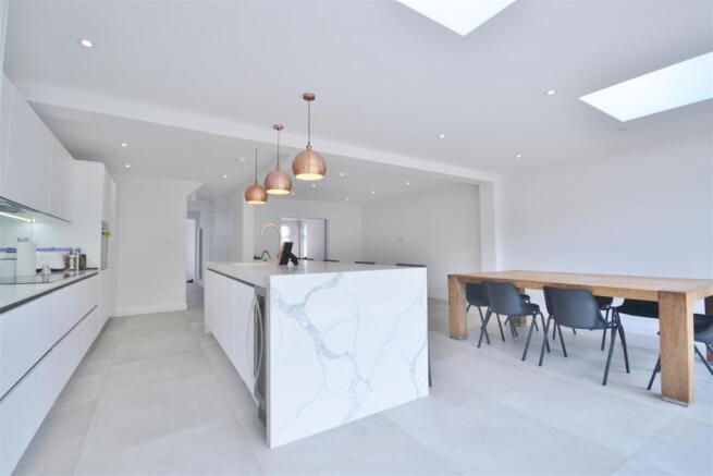 kitchen 3.JPG