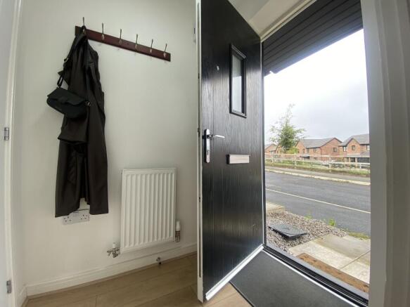 Croftdale Close, Ashton-in-makerfield, Wigan photo 4