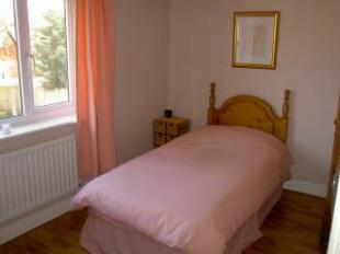 Bedroom4