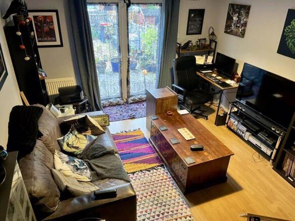 Photo 3