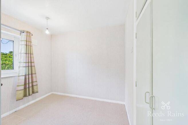 3 bed Terraced for sale Image 5