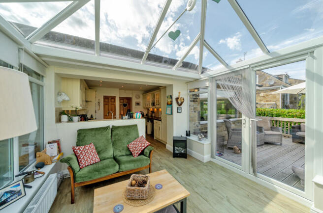 3 bed Bungalow for sale Image 7