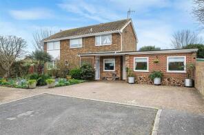 13, Bowden Rise, Seaford BN25 2HZ