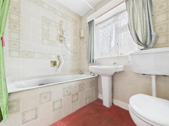 3 bed Semi-Detached for sale Image 9