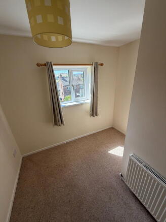 3 bed Semi-Detached for sale Image 10