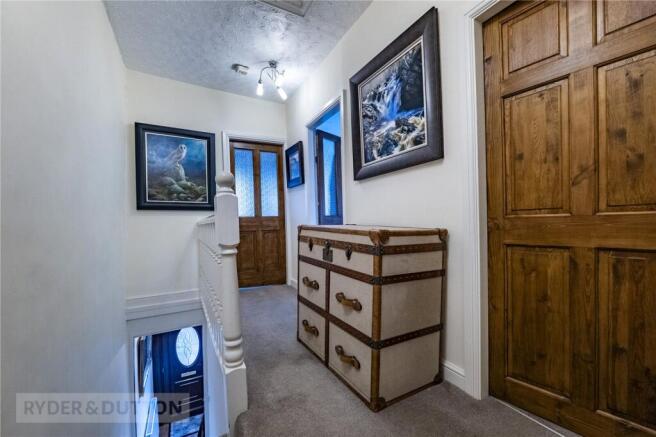 3 bed Semi-Detached for sale Image 9