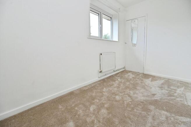 3 bed Semi-Detached for sale Image 10