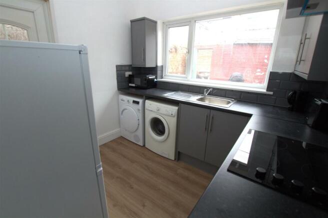 kitchen reverse .jpg