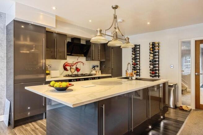 4 bed Mews for sale Image 10