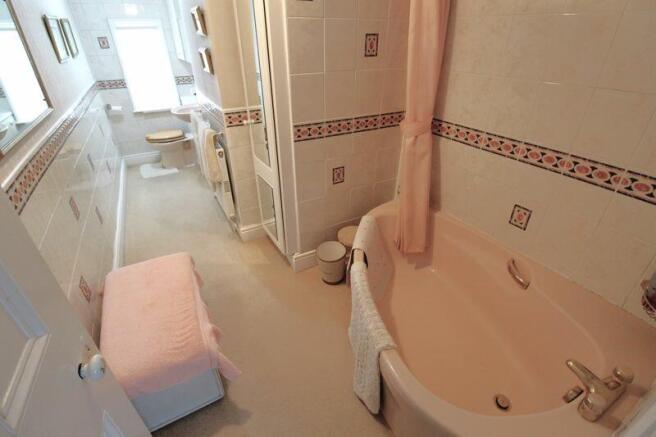Photo 32