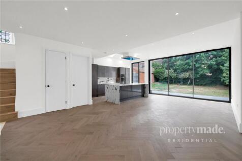 Alderton Crescent, London, NW4