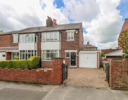 2, Field Lane, Wakefield WF2 7RX