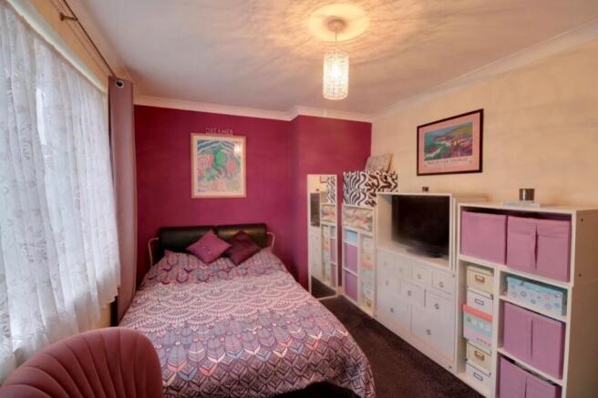 16 Skelmuir Rd  (9)