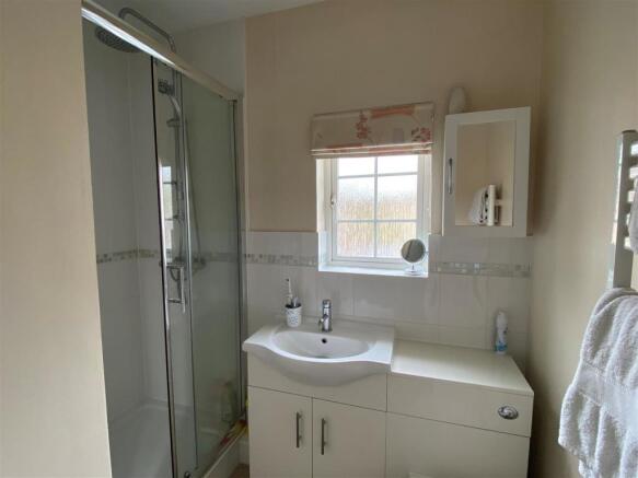 En Suite Shower Room