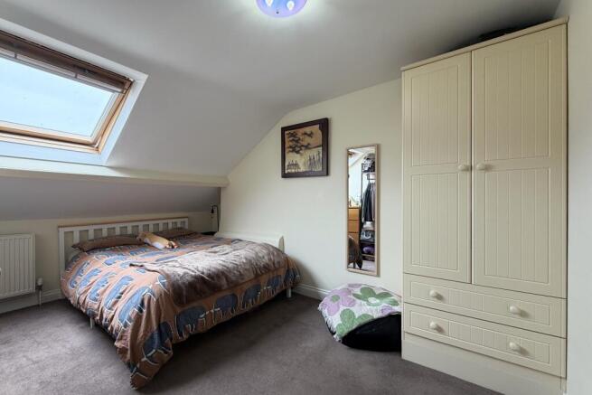 1 bed Flat for sale Image 4