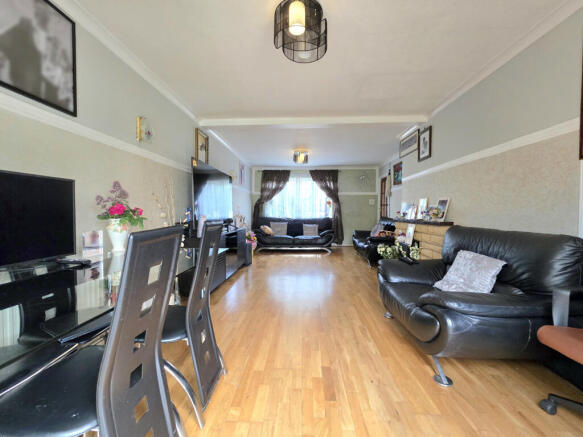Arnhem Drive, New Addington, Croydon, CR0 photo 4
