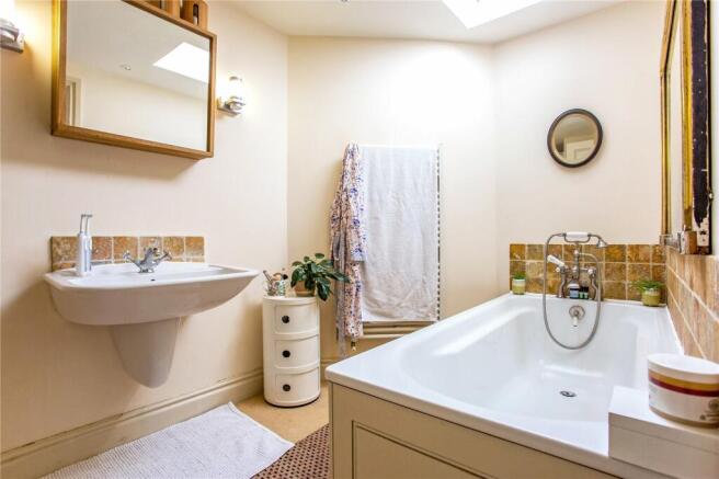 En Suite Bathroom