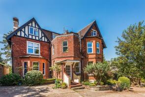 14, Snatts Hill, Oxted RH8 0BN