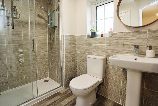 Jack & Jill En-suite