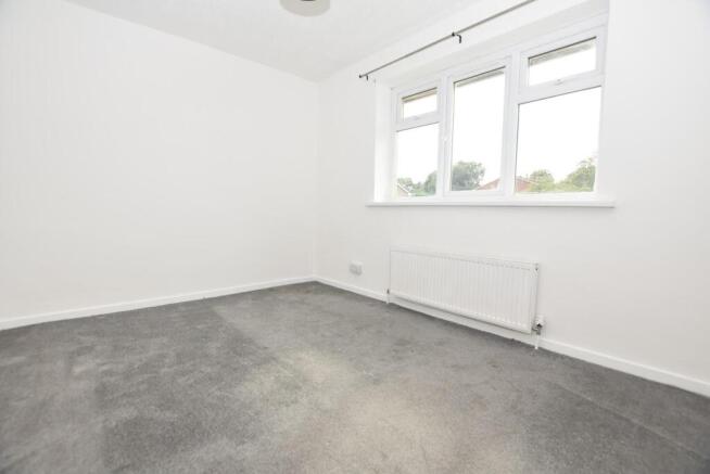 2 bed Semi-Detached to rent Image 4