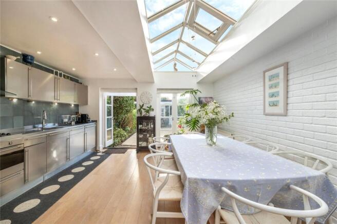 Kitchen/Dining