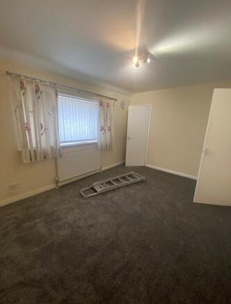 3 bed Terraced to rent Image 6