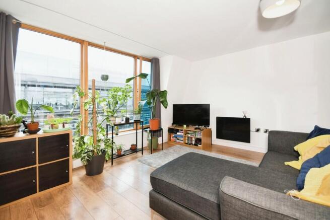 1 bed Apartment for sale Image 6