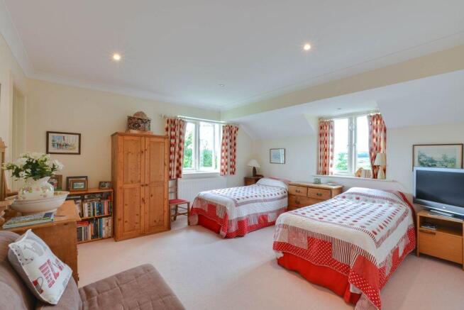 Bedroom 2 (Double with Ensuite)