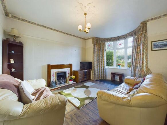 Lounge: