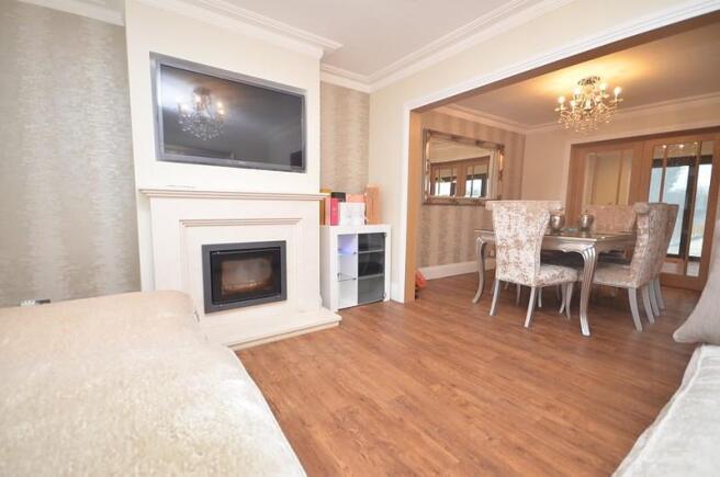 Lounge / Dining Room