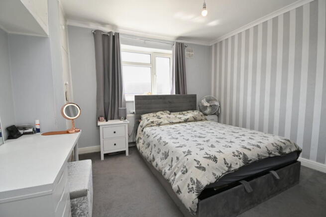 3 bed Semi-Detached for sale Image 12
