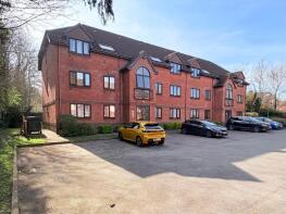 Flat 25, Woodpeckers, Heather Drive, Andover SP10 3UY