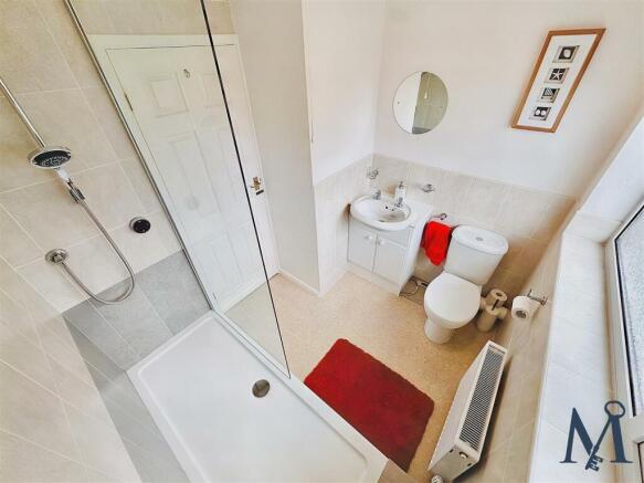 Family Shower Room