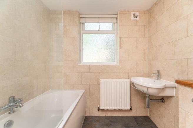 2 bed Terraced for sale Image 4