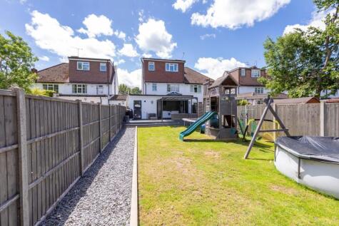 The Parkway, Iver Heath, SL0