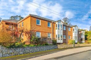 Flat 28, Milton House, Church Road, Newton Abbot TQ12 1FD
