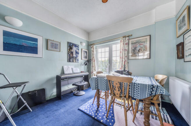 1350272-16-68d415...