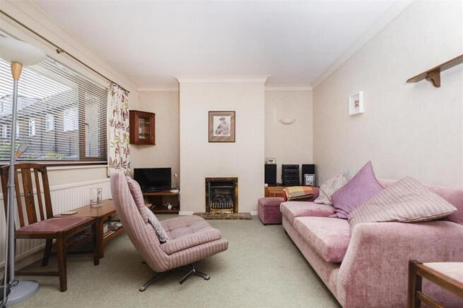 Bramleys Estate Agents - Lydgate Drive - Lepton (2