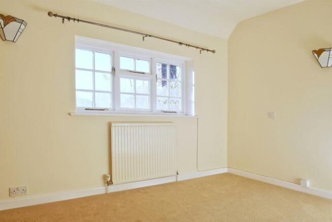 Bedroom 2.jpg