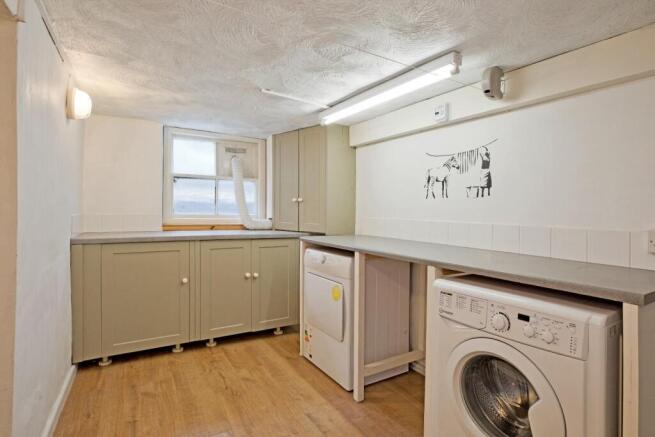 1 bed Apartment for sale Image 9