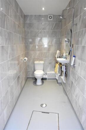 Wet Room.jpg