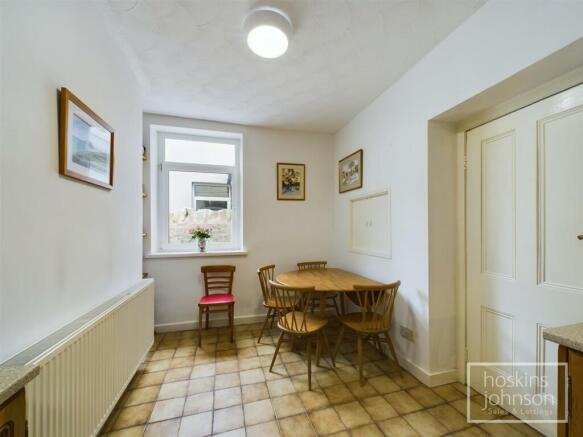Kitchen/Breakfast Room