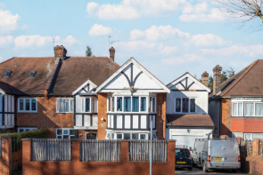 107, Brondesbury Park, Brondesbury, London NW2 5JL